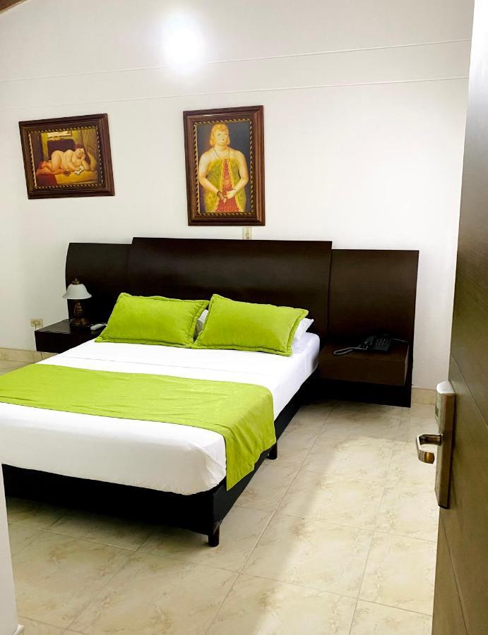 Hotel Palma 70 ميديلين المظهر الخارجي الصورة