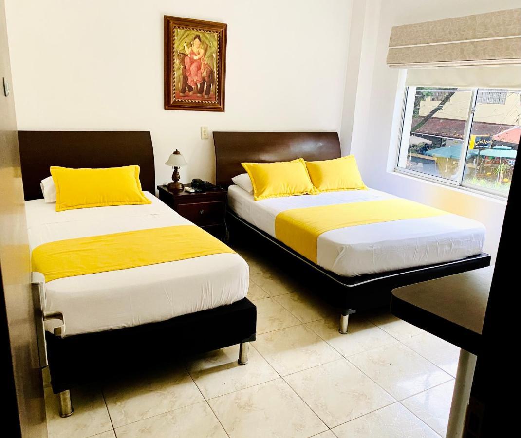 Hotel Palma 70 ميديلين المظهر الخارجي الصورة