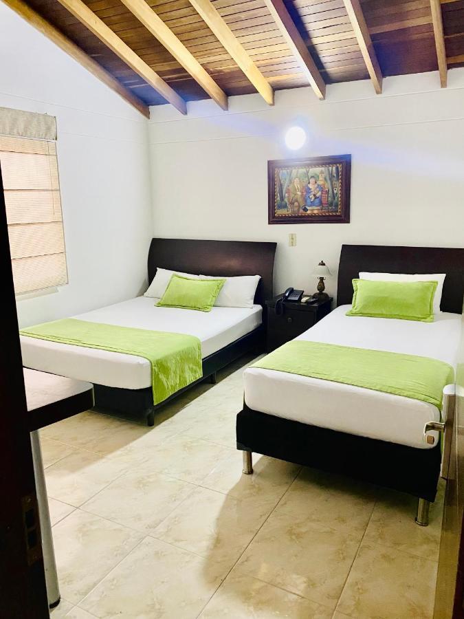 Hotel Palma 70 ميديلين المظهر الخارجي الصورة